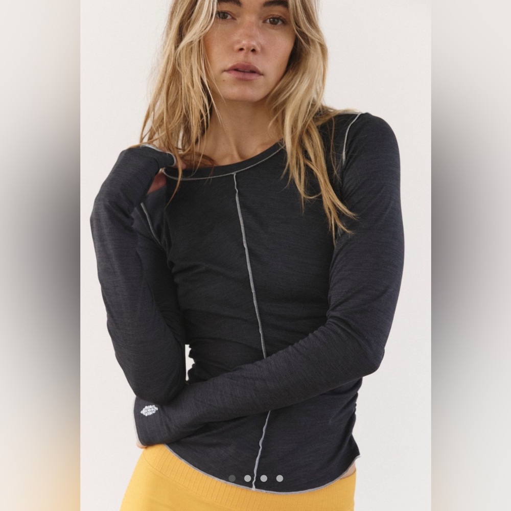 NWT FP Movement Black Right On Run Long Sleeve Layer Top Size XL